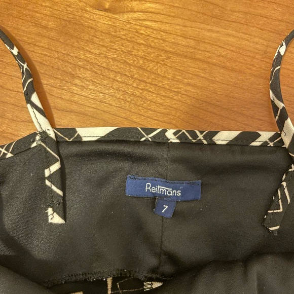 Reitman’s Pattern Dress - Picture 4 of 4